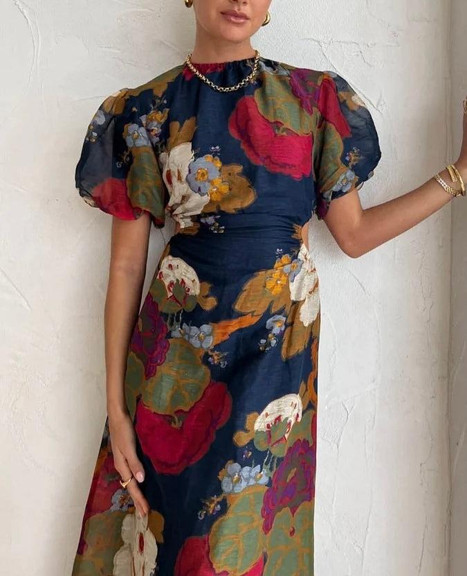 Robe longue bleu marine à col rond et manches courtes