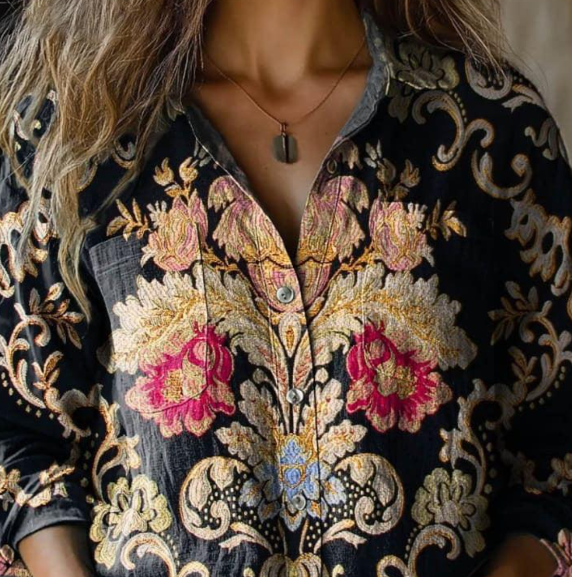 Superbe chemise à manches longues à imprimé floral et col