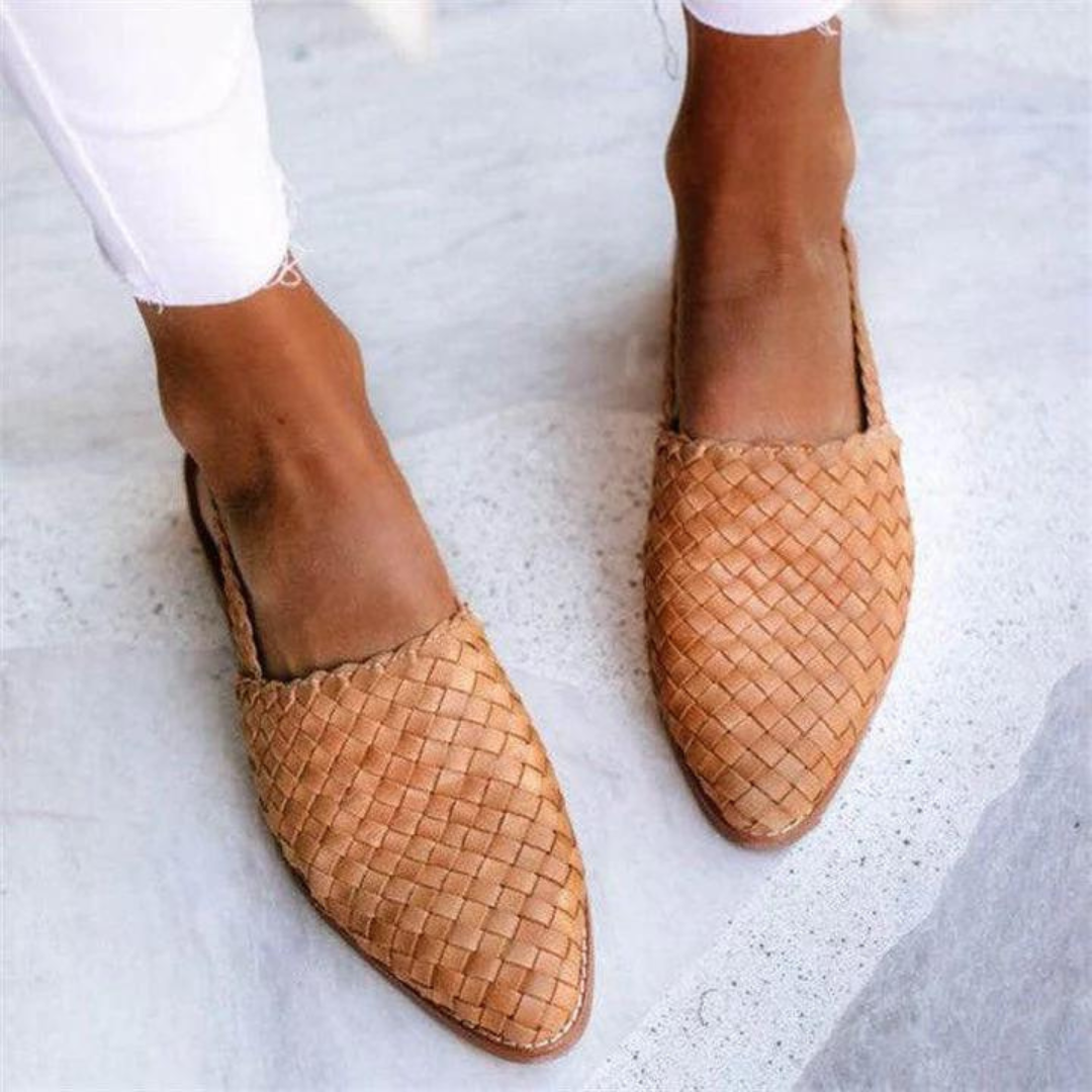 ESMÉRÉE – SANDALES EN CUIR ARTISANALES CLASSIQUES