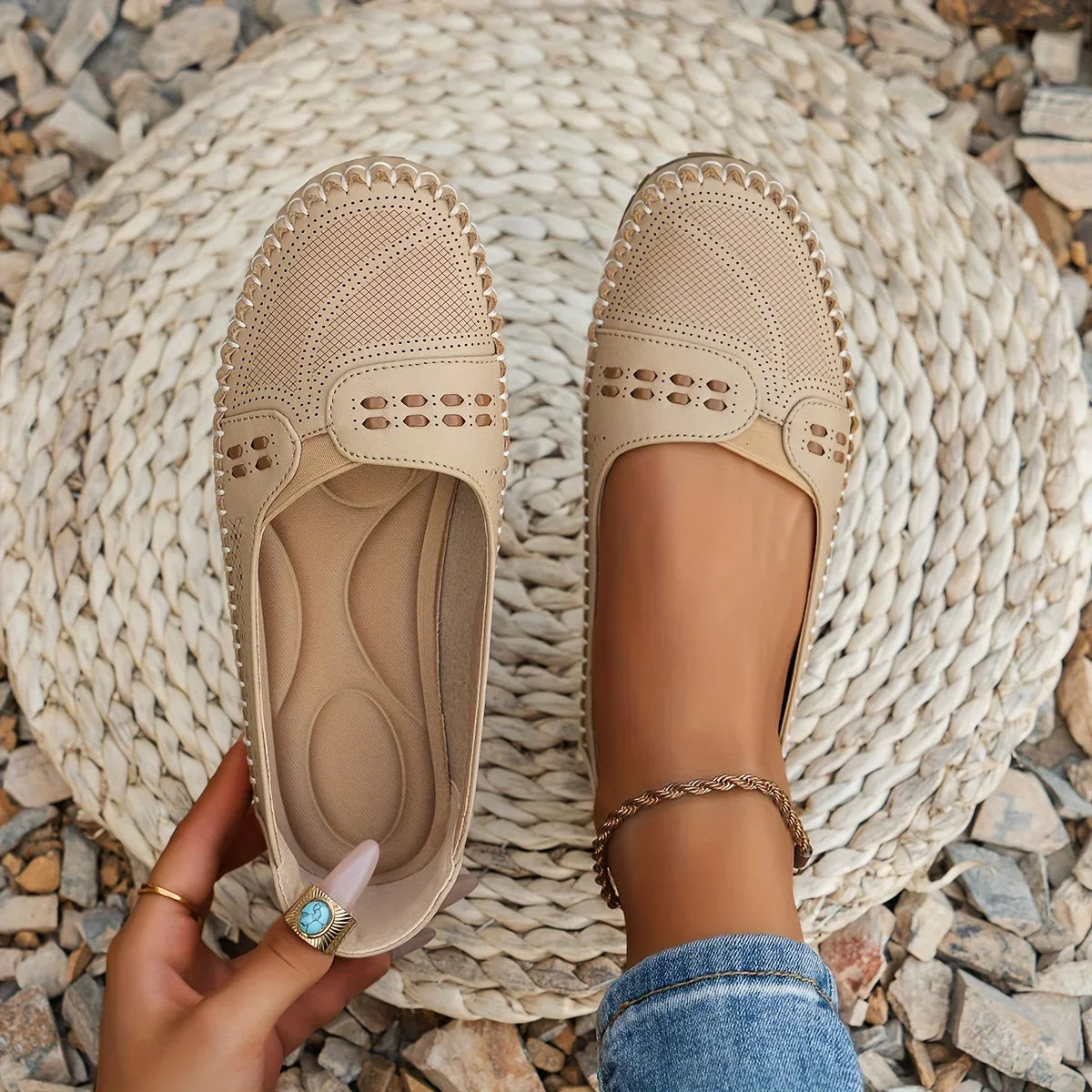 GISÈLE - CHAUSSURES ORTHOPÉDIQUES DE SOUTIEN