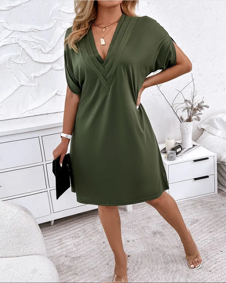 Selia™ | Robe élégante avec décolleté en V
