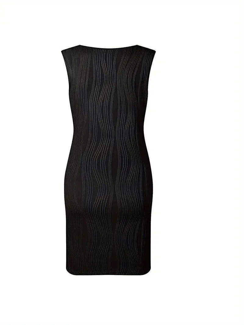 Véra™ | Mini-robe découpée élégante