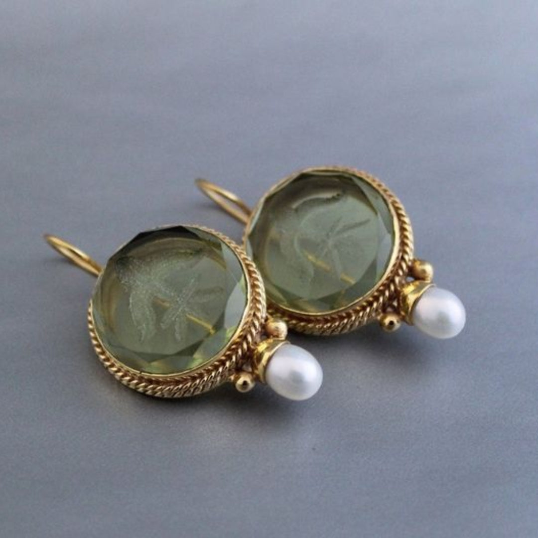 Boucles d'oreilles Penelope Vintage avec pierre verte et perle