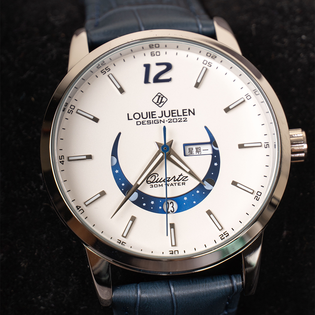 Montre élégante avec phases de lune