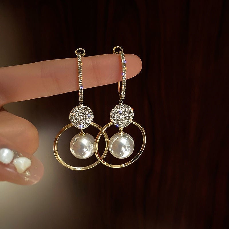 Boucles d'oreilles de luxe Zerra avec perles de culture et zircones