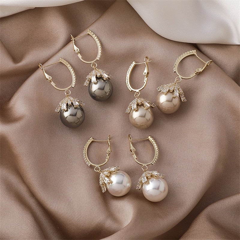 Boucles d'oreilles pendantes Malia avec perle