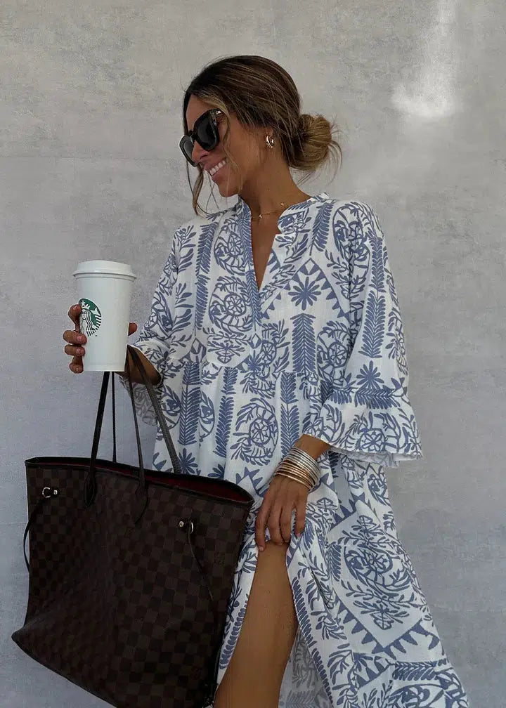 Gia Mini-robe bleue à col en V et manches 3/4