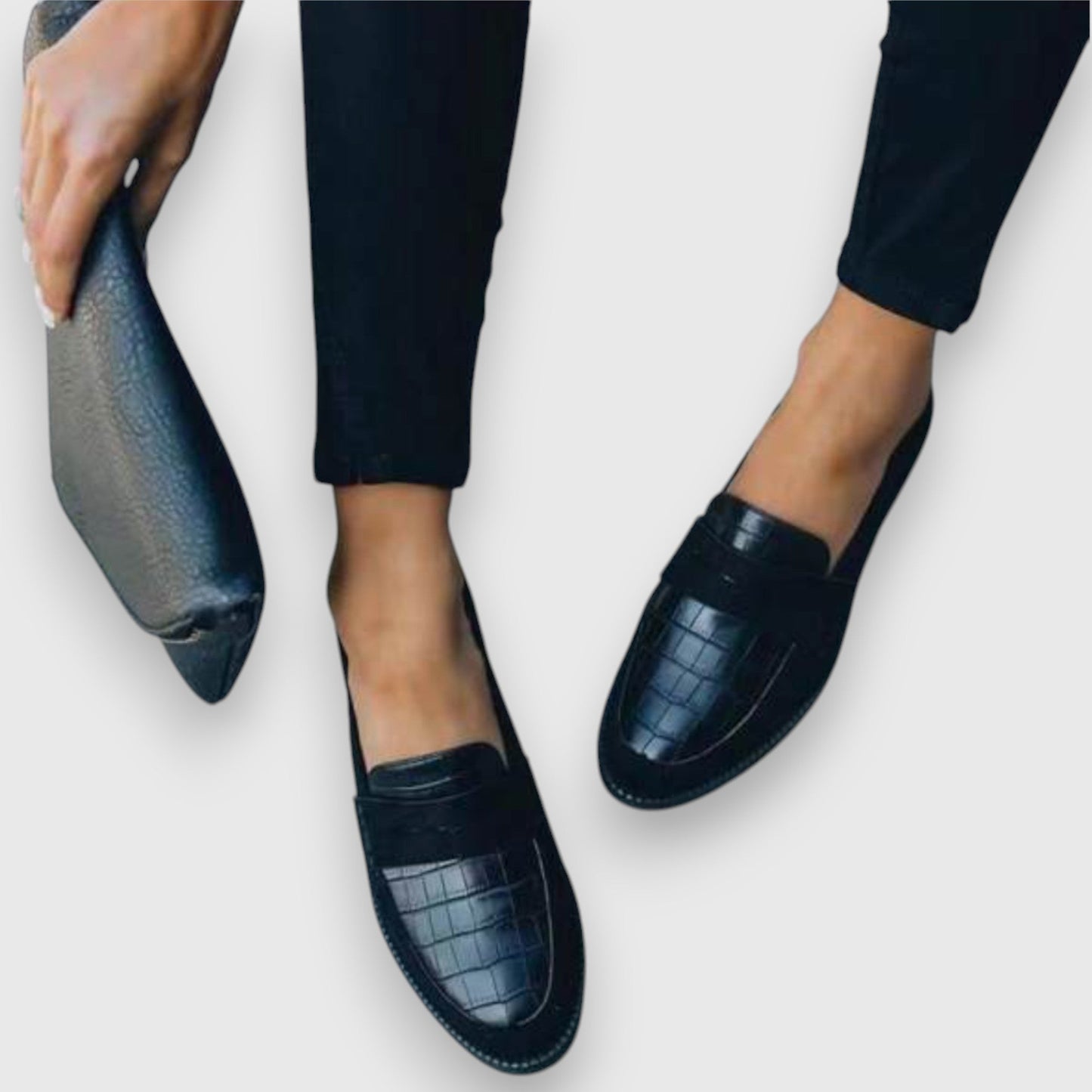 Leanora / Mocassin