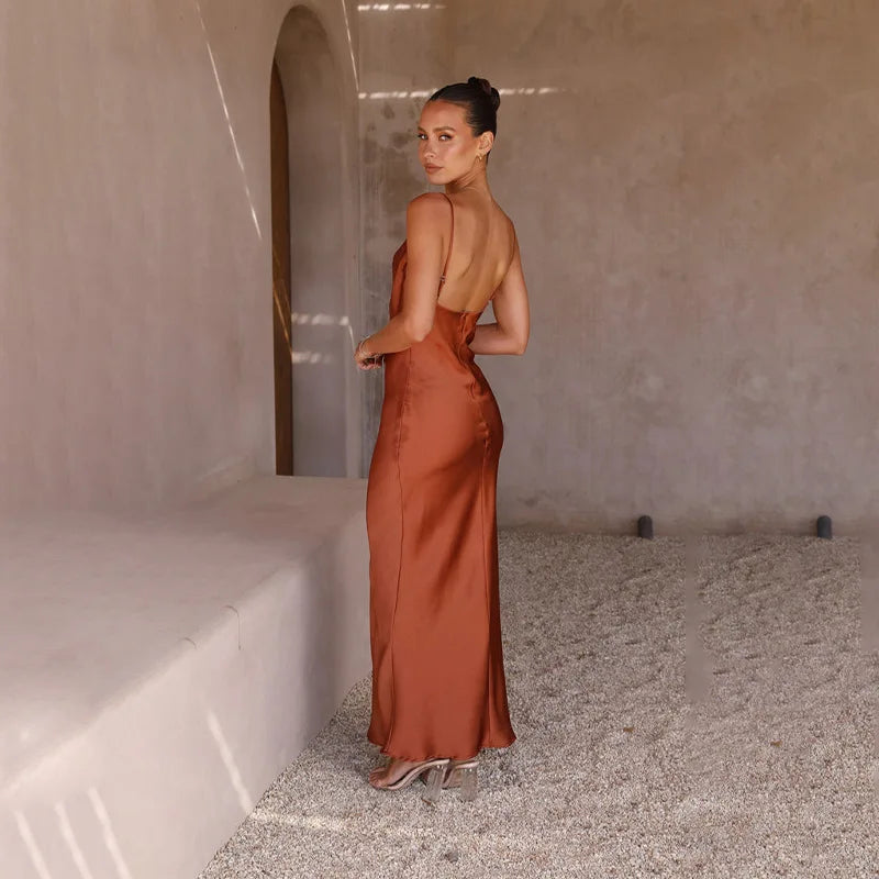 Daira™ | Robe longue en satin