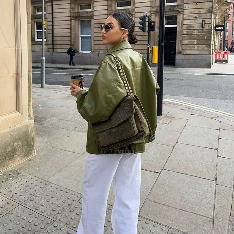 Shanel / Veste en cuir oversize