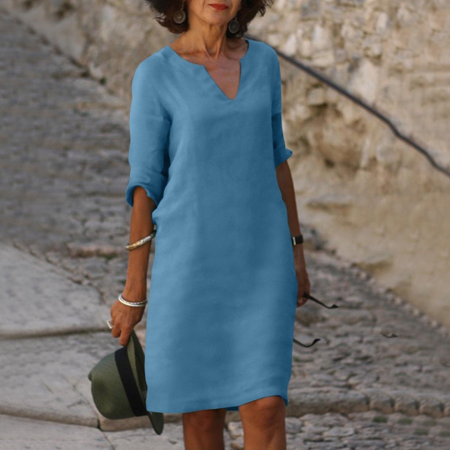 Annette | Robe animée à col en V