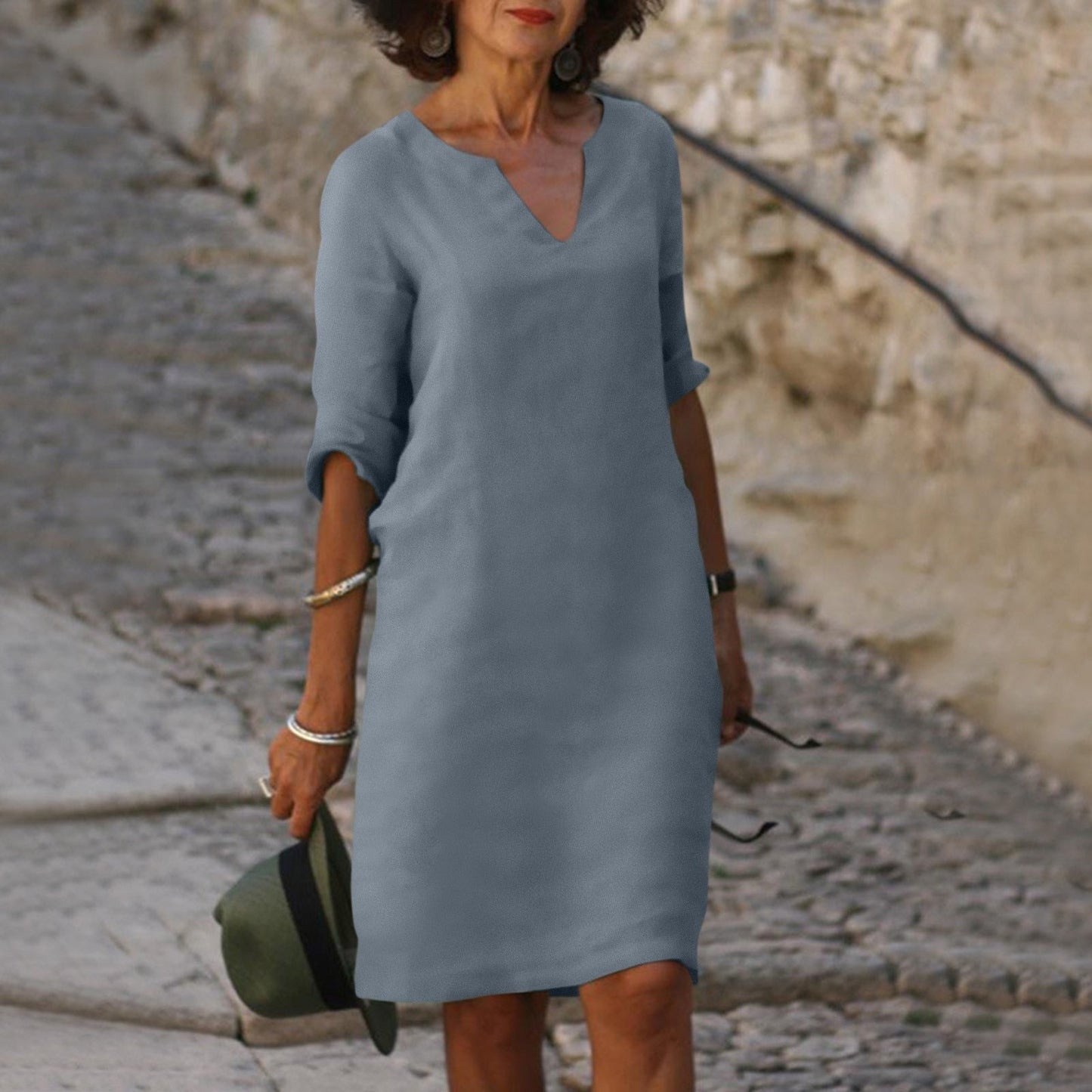 Annette | Robe animée à col en V