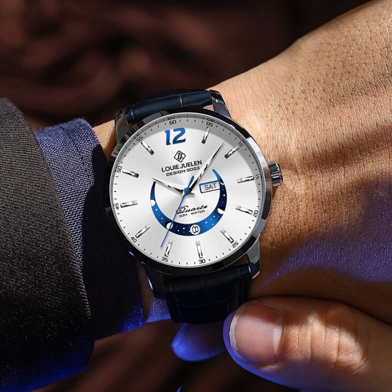 Montre élégante avec phases de lune