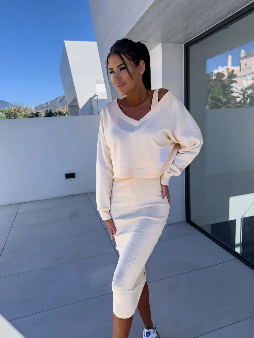 LARISA – ROBE AVEC SURPIÈCE EN MAILLE DOUCE