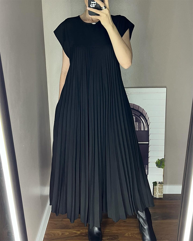 Robe plissée sans manches Amada™