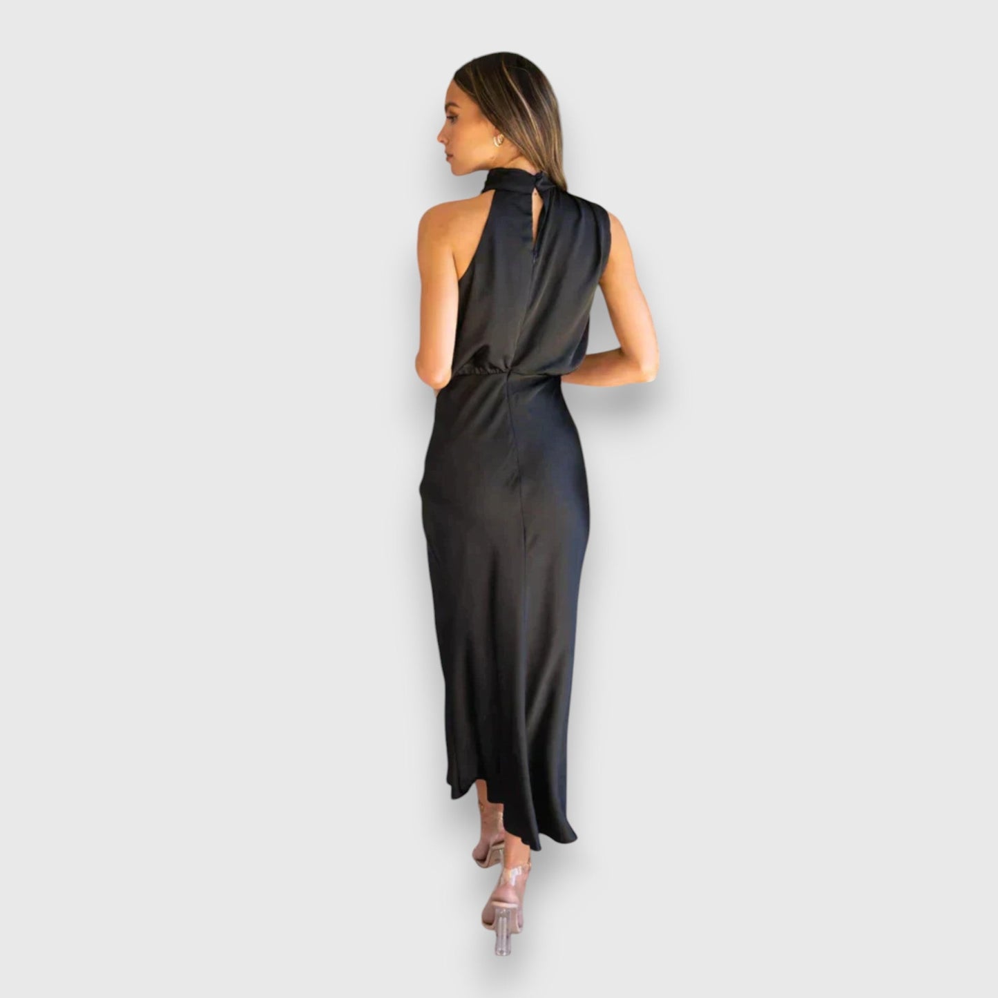 Zaina / Robe