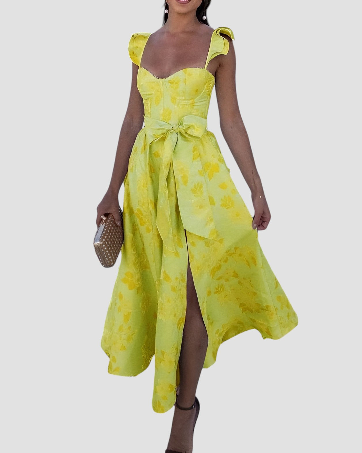 Brune | Robe élégante