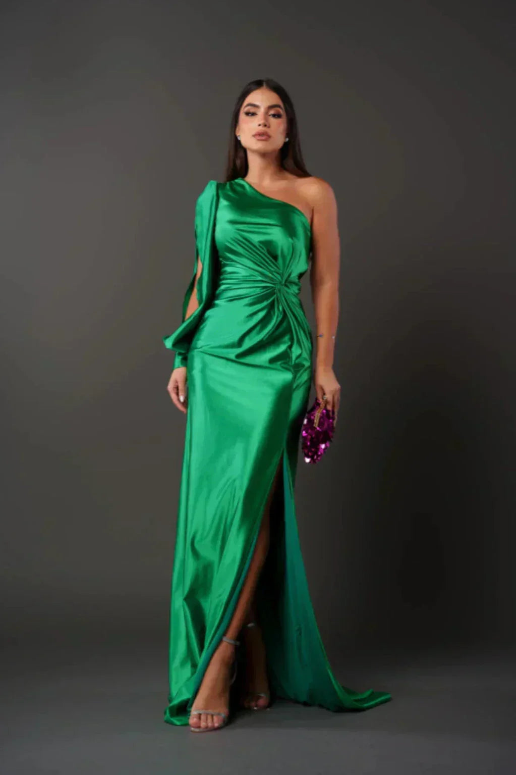 Araceli | Robe en satin à une manche