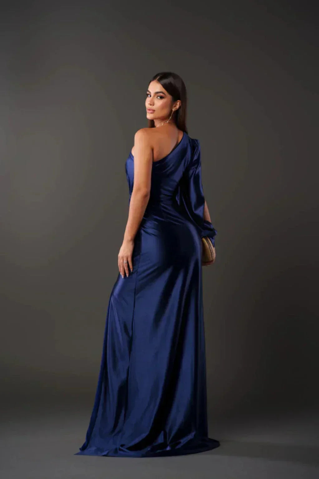 Araceli | Robe en satin à une manche