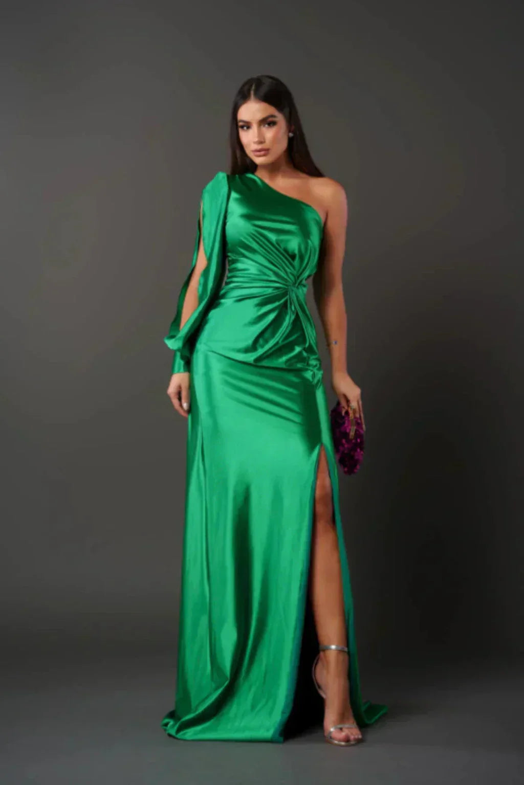 Araceli | Robe en satin à une manche