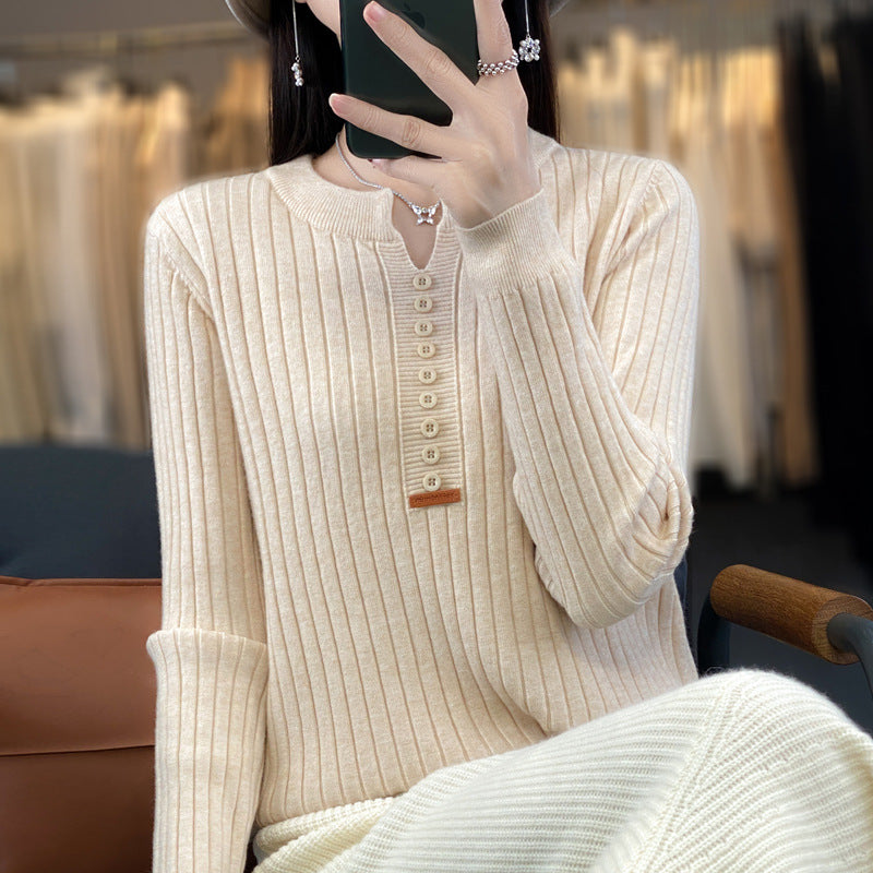 Nettoyer™ | Pull tricoté à col V