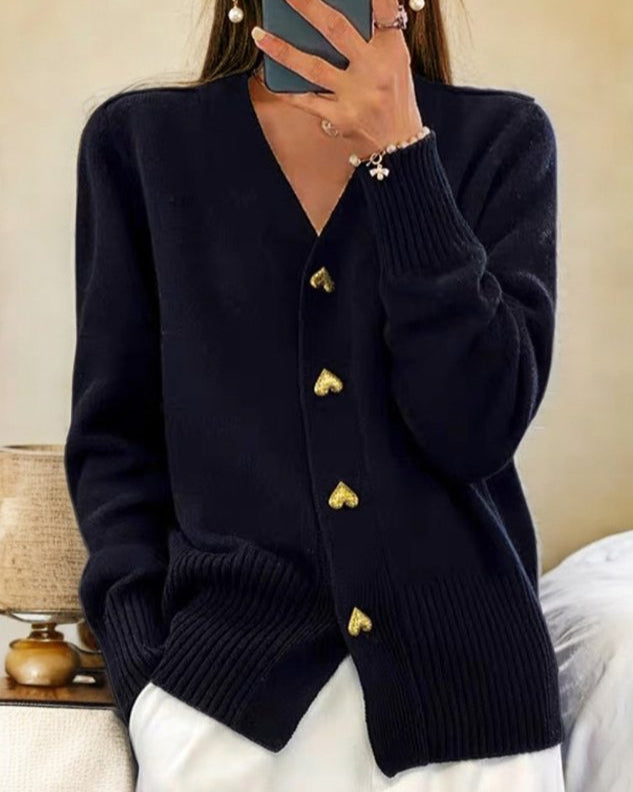 Birgit - Cardigan élégant avec boutons coeur