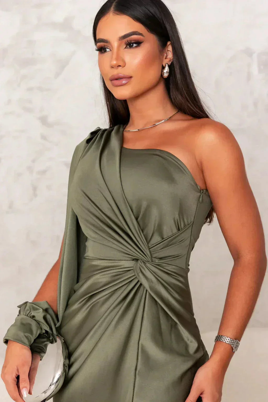 Araceli | Robe en satin à une manche