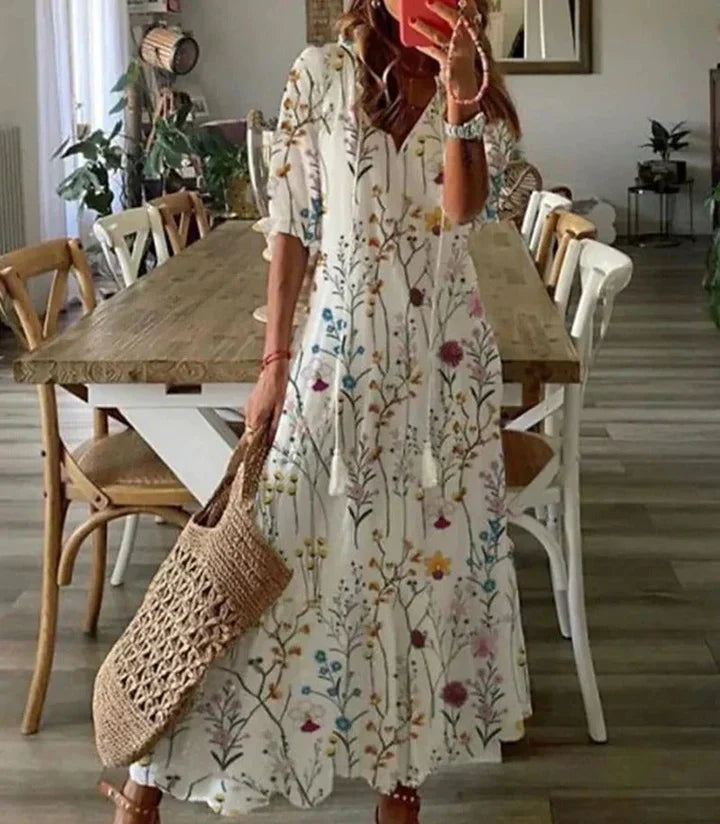 Vilma | Robe d'été élégante à col en V
