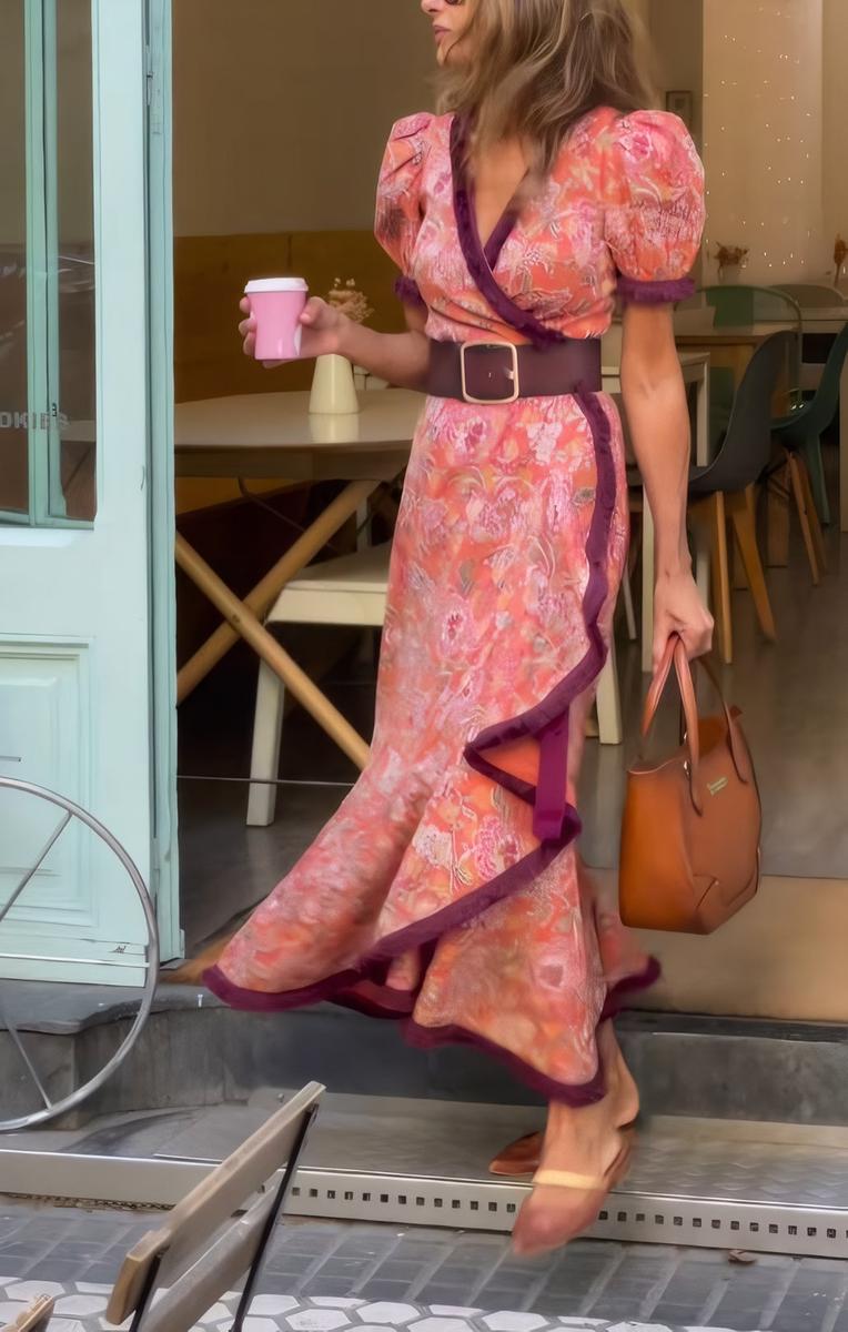 Robe longue rose élégante à manches courtes