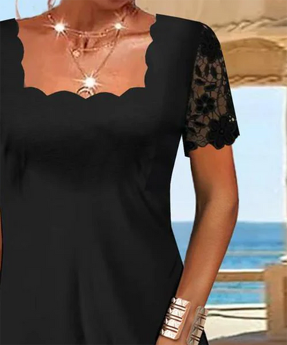 Petite robe noire carrée festonnée