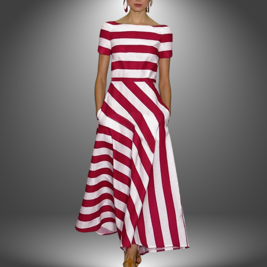 Les modèles | Robe longue trapèze à rayures
