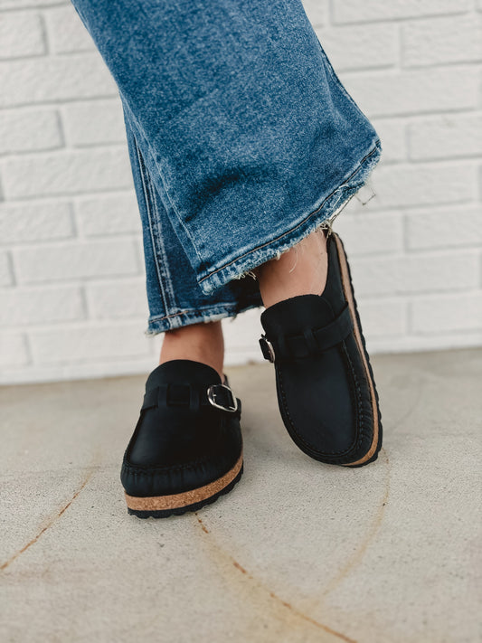 Marchelune Women's Buckley Oiled Leather Clogs - Black
