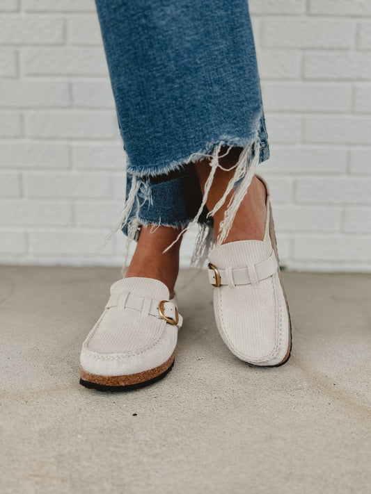 Marchelune Buckley Suede Embossed - Corduroy Antique White