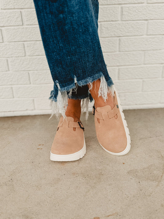 Marchelune Boston Papillio Chunky Suede Leather - Warm Sand