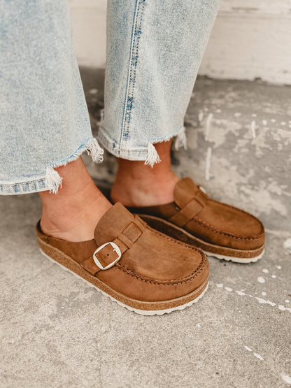 Marchelune Buckley Oiled Leather Clogs - Cognac