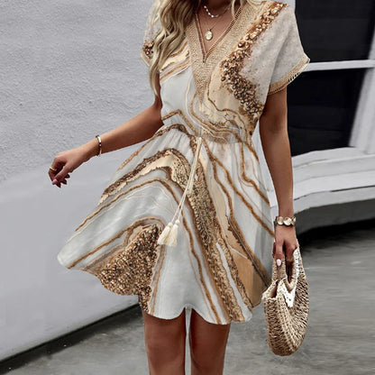 SIMA - ROBE DÉCOLLETÉ EN V GRAPHIQUE CHIC