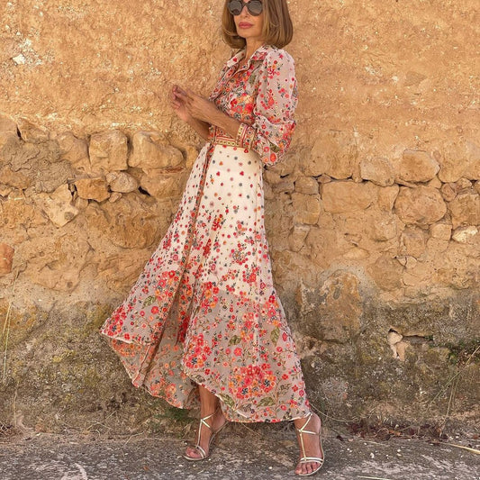 Robe longue élégante à col imprimé floral