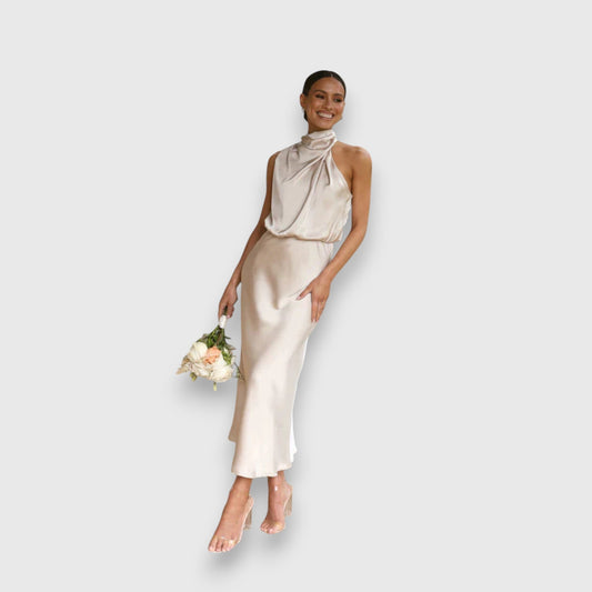 Zaina / Robe