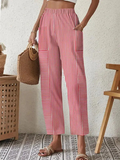 Pantalon rouge à rayures avec poches latérales