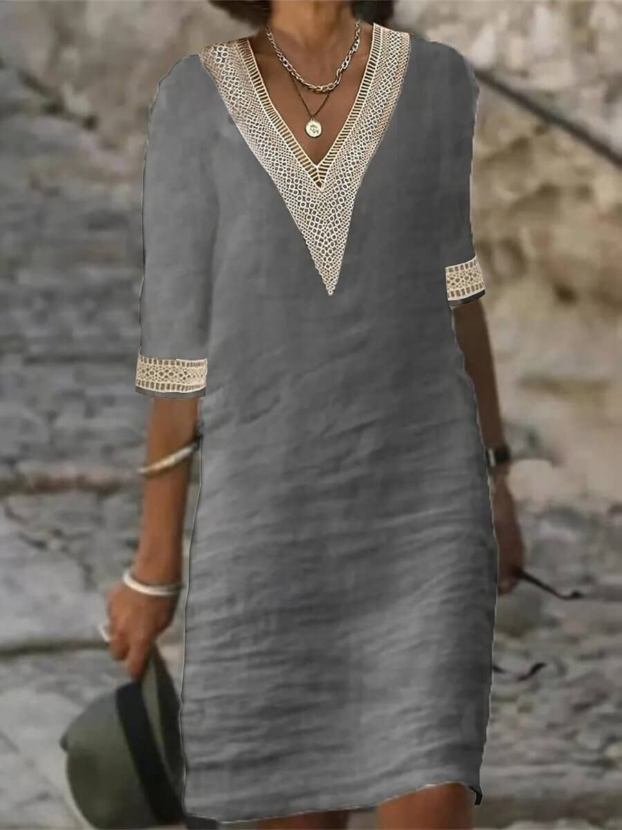 Hanna™ | Robe élégante à col en V avec bordure en crochet