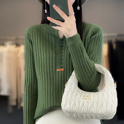 Nettoyer™ | Pull tricoté à col V