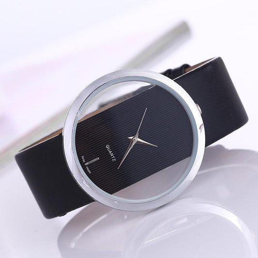 Montre à quartz élégante avec cadran transparent