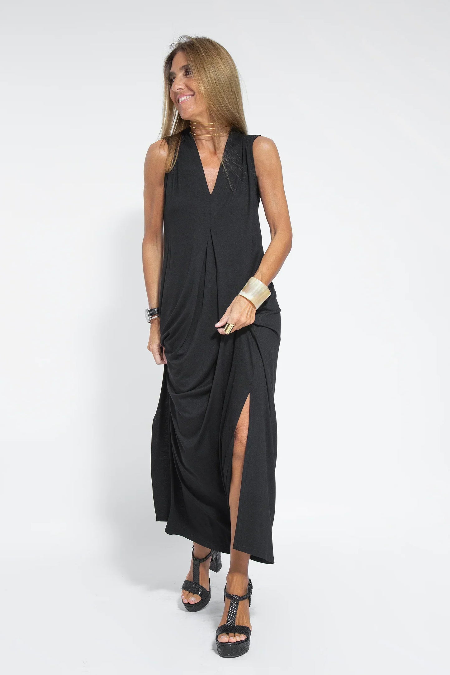 VIVIENNE - ROBE FLATTEUSE POUR LA SILHOUETTE AVEC GILET