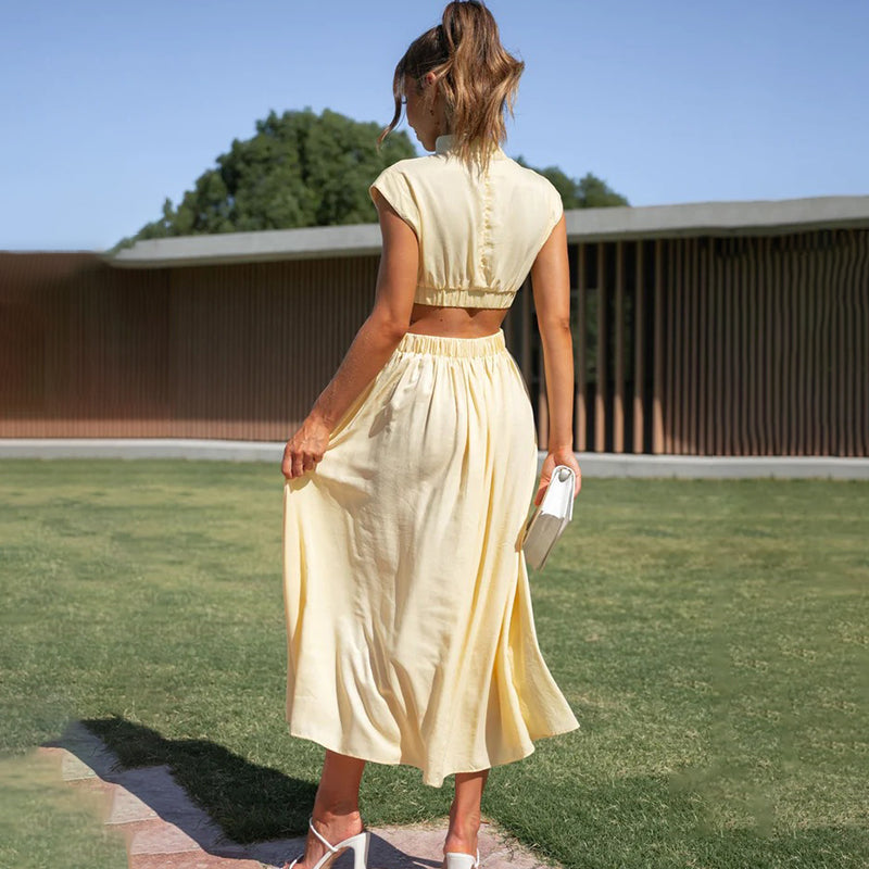 Emilia - Robe élégante décolleté haut